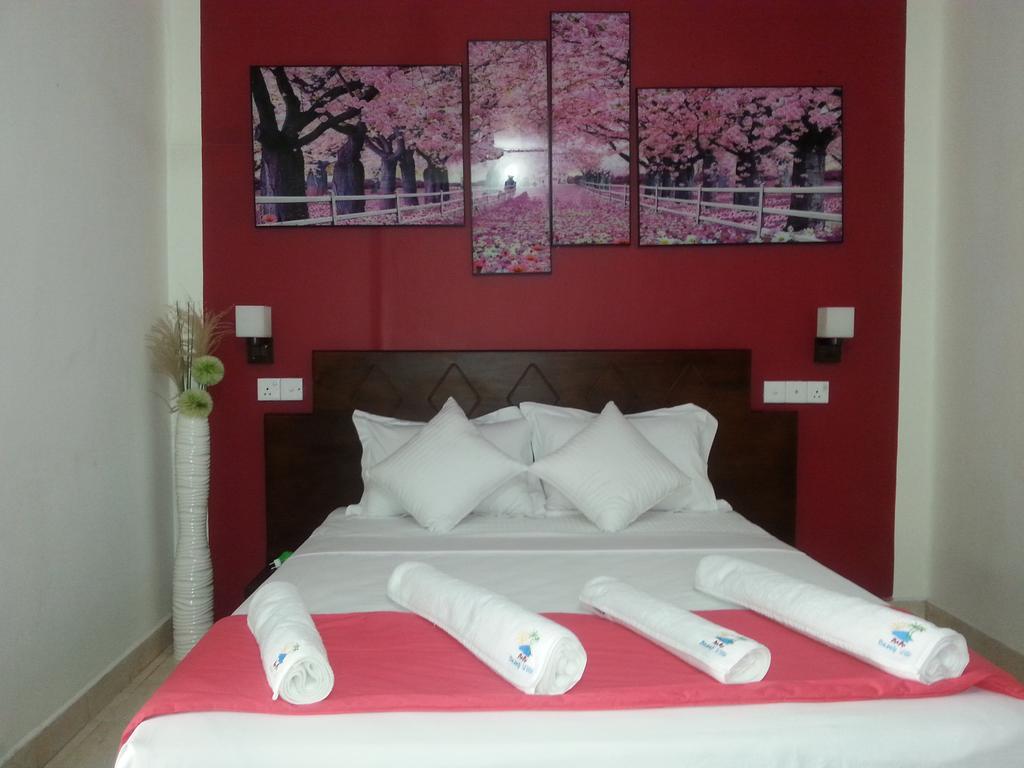 Mama Beach Villa Негомбо Экстерьер фото